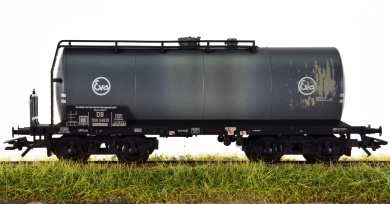 Märklin 46533-02 – Eva Mineralöl-Kesselwagen Uerdingen der DB 