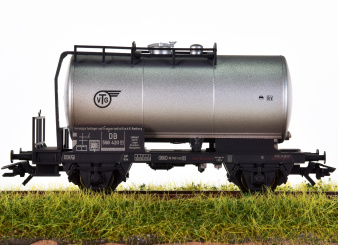 Märklin 46533-04 – VTG Kessselwagen der DB 