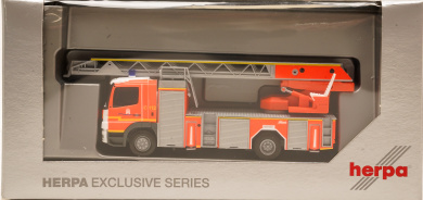 Herpa 928007 (1:87) – Mercedes-Benz Atego 13 DLK L32 Feuerwehr Hamburg  