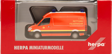Herpa 047395 (1:87) – Mercedes-Benz Sprinter 06 RTW Feuerwehr Hamburg 