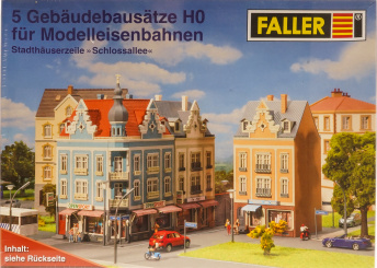 Faller 5551 (1:87) – 5 Gebäudebausatz H0 für Modelleisenbahnnen Stadthäuserzeile Schlossallee 