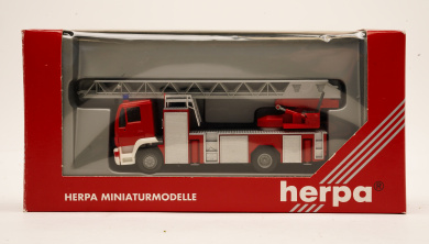 Herpa 045285 (1:87) – MAN M2000 L Metz Drehleiter DLK 23-12 Feuerwehr 