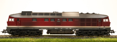 Roco 52499 – Diesellok BR 132 der (D)DR, digital (DCC/MM) & Sound & patiniert 