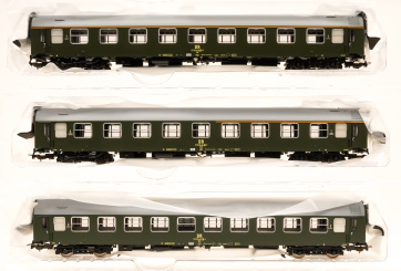 Piko 58220 – 3-teiliges Personenwagen-Set Y-Wagen D 300 der (D)DR 