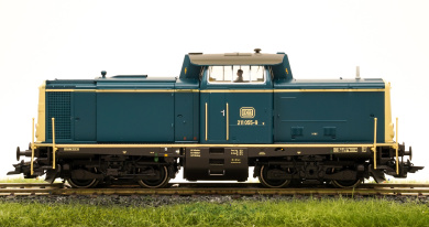 ESU 31571 (AC/DC) – Diesellok BR 211 der DB, digital (mfx/MM/DCC) & Sound & Rauch & Telex-Kupplung 