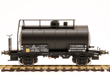 Dekas DK-871028 – Kesselwagen ZE -Kalundborg Olieraffinaderi- der DSB 