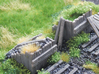 Juweela 28232 (H0) – Prellbock Holz (Bahnschwellen), 2 Stück 