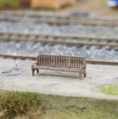 BIMM Modellbau BM301-7 (H0) – Bausatz 4x Sitzbänke Bahnsteig in der Epoche VI 