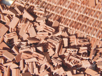 Juweela 28391 (H0) – Dachziegel Herzziegel, rot mittel (1000 Stück) 