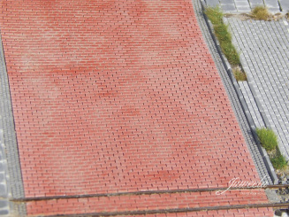 Juweela 28413 (H0) – FLEXYWAY Betonsteinpflaster Straße rot, 2 Segmente 