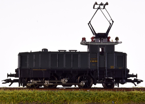 Märklin 37561 – Rangier-Elektrolok BR E60 Bügeleisen der DRG, digital (MM) 