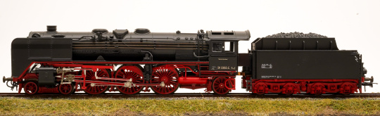 Roco 43243 – Personenzug-Schlepptender-Dampflok BR 01 der DRG 