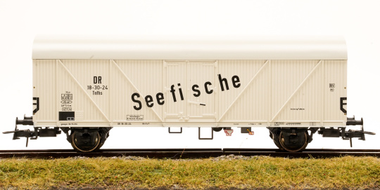 Roco 66882 – Kühlwagen Tnfrhs Seefisch der (D)DR 