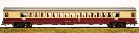 Roco 45786 – 1. Klasse Großraumwagen Apmz 122 der DB 