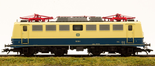 Märklin 37110 – Schnellzug-Elektrolok BR 110.1 der DB AG, digital (mfx+/DCC) & Sound & Pantografen digital  