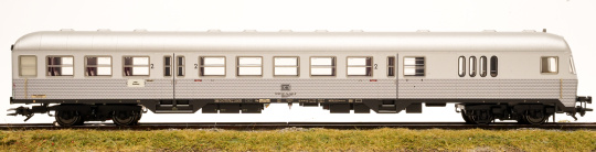 Märklin 43899 – 2. Klasse Steuerwagen mit Gepäckabteil Silberling Bdnrzf 740 der DB, mit Schlußlicht 