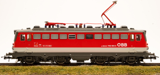 Roco 79611 (AC) – Elektrolok BR 1142 der ÖBB, digital (MM/MM) & Sound 