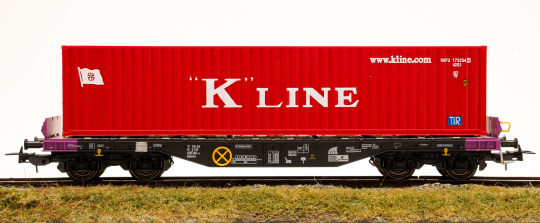 Tillig 76775 (H0) – Flachwagen Sgmmns der ERR, mit Container Beladung 