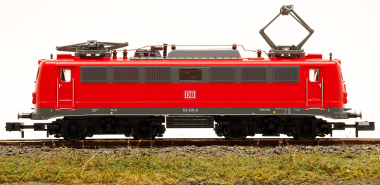 Fleischmann 7337 (N) – Elektrolok BR 111 der DB AG 