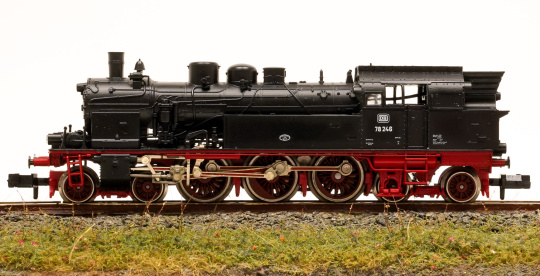 Fleischmann 7078 (N) – Tenderdampflok BR 78 der DB 