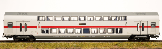 Märklin 43487 – 2. Klasse IC2 Doppelstock-Mittelwagen Dbpza 687.2 der DB AG, mit Innenbeleuchtung 