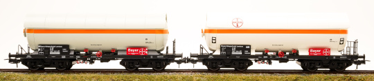 ESU 36537 – 2-teiliges Gaskesselwagen-Set Zag 620 der DB, Bayer 