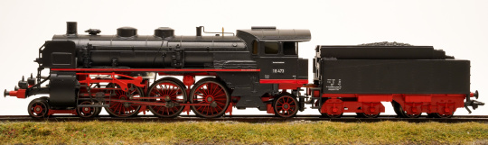 Märklin 29855-1 – Schlepptender-Dampflok BR 18 der DB, digital (MM) & Geräuschmodul & Rauch 