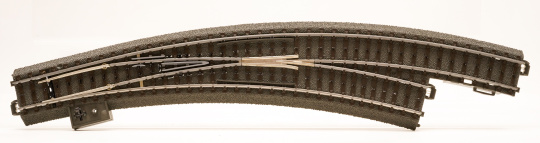 Märklin 24772 – C-Gleis Bogenweiche rechts, schlank, R3 = 515 mm / 30° 