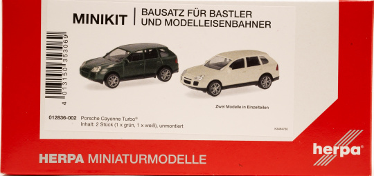Herpa 012836-002 (1:87) – Porsche Cayenne Turbo, british racing green/sandweiß, Bausatz 