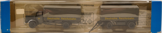 Roco 1532 (1:87) – Mercedes-Benz L5000 Hängerzug DR Epoche 2 