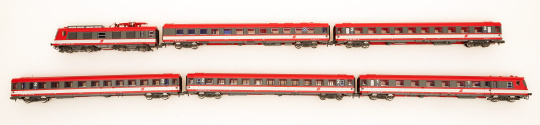 Jägerndorfer 74210 (N) – 6-teiliger Elektro-Triebzug Rh 4010 der ÖBB 