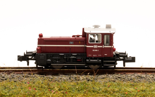 Liliput L162586 (N) – Diesel-Rangierlok BR 332 der DB, digital (DCC) 