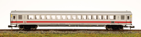 Fleischmann 861204 (N) – 1. Klasse IC/EC Großraumwagen Apmmz 126.2 der DB AG 