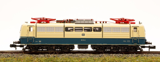 Minitrix 16496 – Güterzug-Elektrolok BR 151 der DB, digital (mfx/DCC) & Sound 