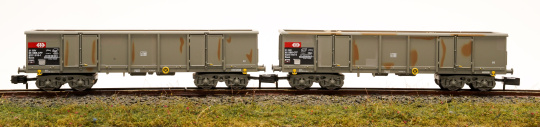 Arnold HN6062 – 2-teiliges offenes Güterwagen-Set Eaos der SBB, gealtert & Ladegut Holzhackschnitzel 