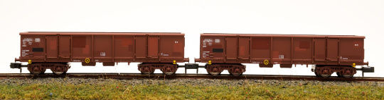 Arnold HN6061 – 2-teiliges offenes Güterwagen-Set Eaos der DB, gealtert  