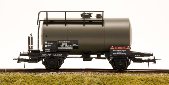 Roco 47561 (AC) – Kesselwagen -ALBIZOL, Reichskraftsprit- der DRG 