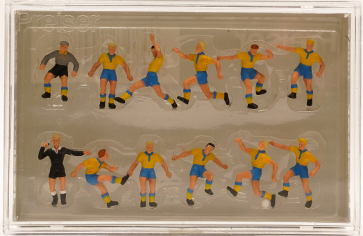 Preiser 10075 (1:87) – Fussballmannschaft 