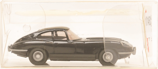 Wiking 10022 (1:87) – Jaguar E-Type schwarz 