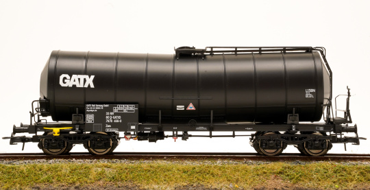Roco 76541 (AC) – Knickkesselwagen Zaes der GATX eingestellt bei der DB  