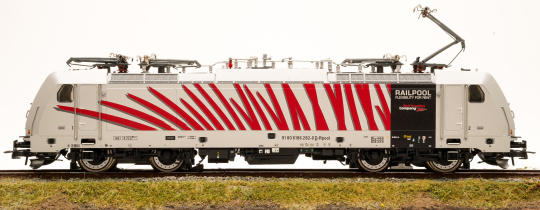Roco 79319 (AC) – Elektrolok BR 186 der Railpool, digital (MM/DCC) & Sound 