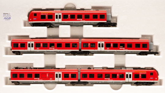 Piko 21629 (AC) – 5-teiliger Triebzugset BR 440 der DB AG, digital (mfx/DCC/MM) 