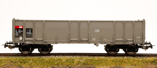 Piko 27701 (AC) – Hochbordwagen Eaos der SBB,in grauer Farbgebung 