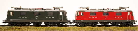 Märklin 37342 – Set mit 2 Elektroloks Re 4/4 II der SBB, digital (mfx/MM) 