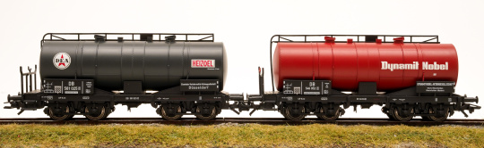 Brawa 47068 – 2-teiliges Kesselwagen- Set DEA und Dynamit Nobel der DB 