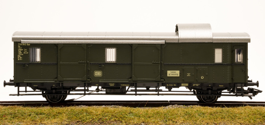 Märklin 4315 – Donnerbüchse Gepäckwagen Pwi der DB, Innenbeleuchtung 