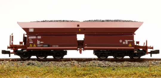 Fleischmann 852709 – Selbstentladewagen Faals 150 der DB, mit Kohle beladen 