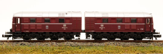 Fleischmann 725170 (N) – Dieselelektrische Doppellokomotive BR 288 der DB, digital (DCC/MM) & Sound 