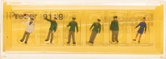 Preiser 9119 (N) –  Polizisten 