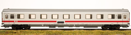 Märklin 43751 – 1. Klasse IC-Abteilwagen Avmz 108.1 der DB AG, Innenbeleuchtung 